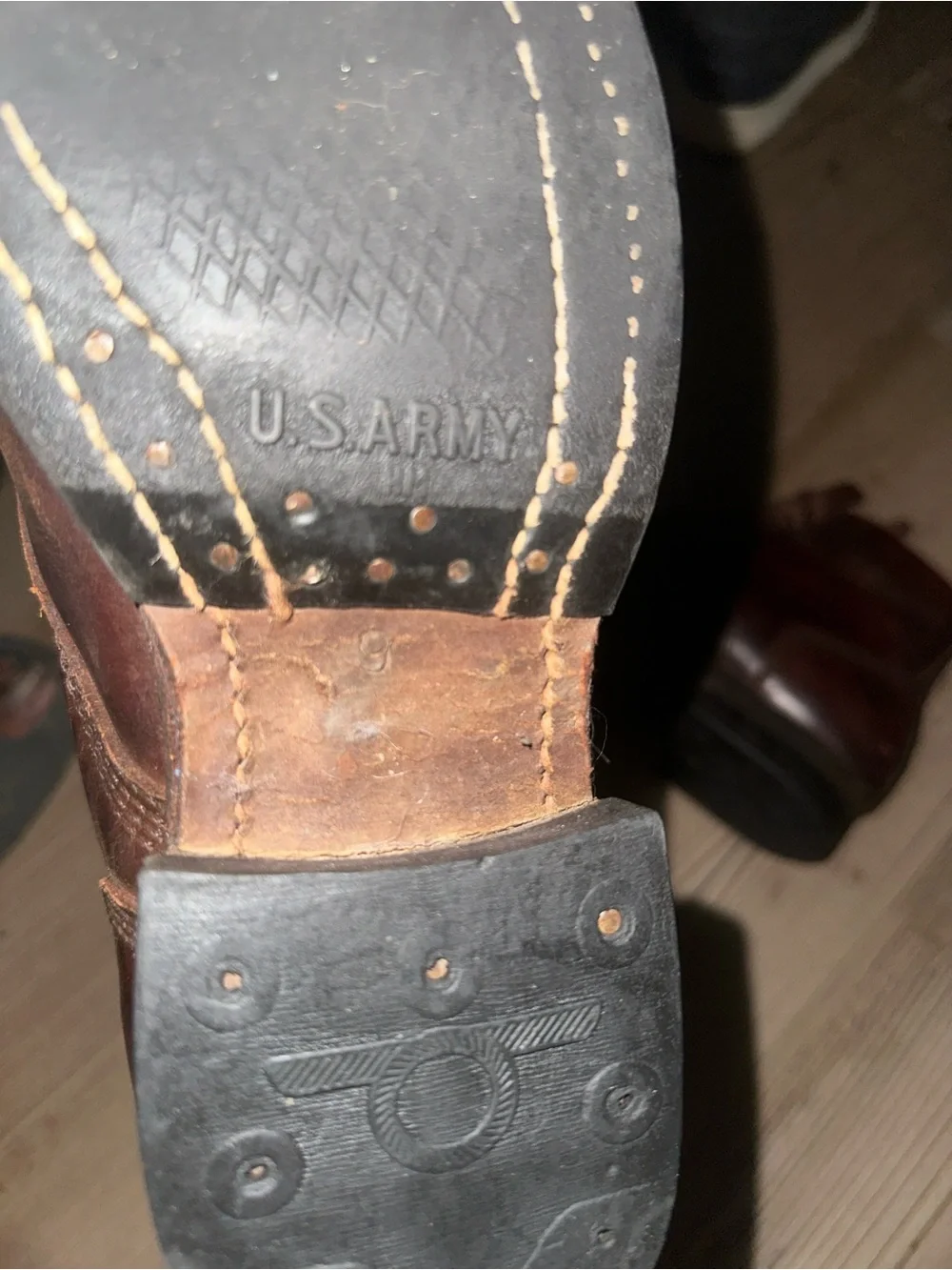 Men's Burgundy Leather Lace-Up Boots